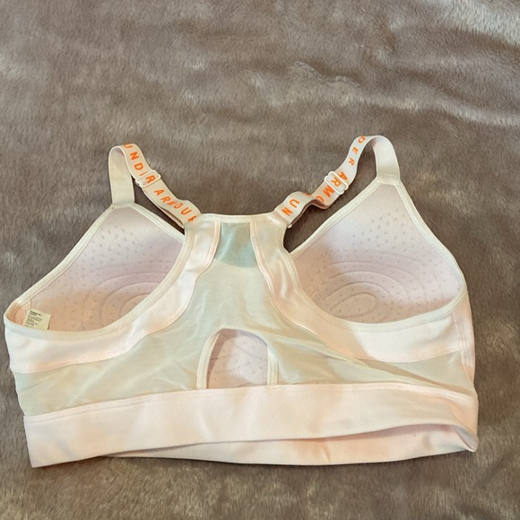 Under armour  sports bra - Picture 2 of 2